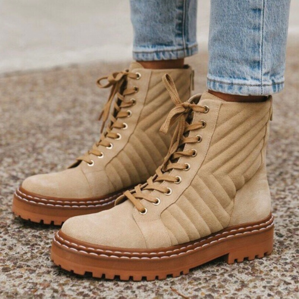 Vince Camuto Suede Puchenie Combat Hiker Lace Up Boots, Tan, Women’s size 9